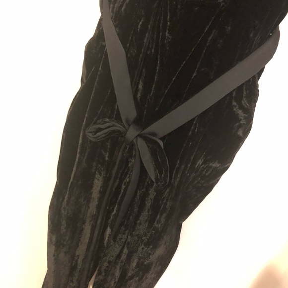 Banana Republic Velvet Jumpsuit Size14 - Picture 2 of 3